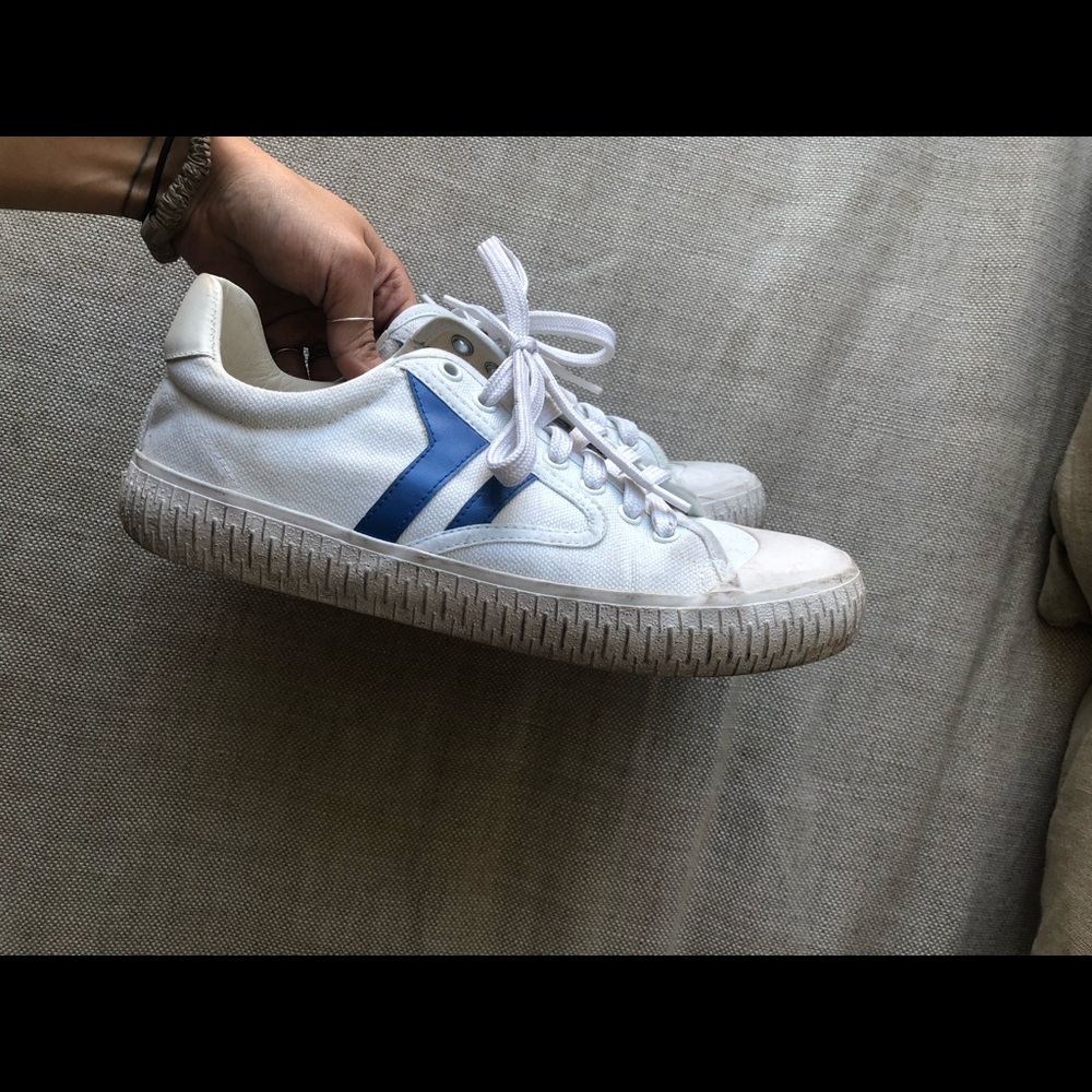 Celine plimsole canvas sneaker size 39